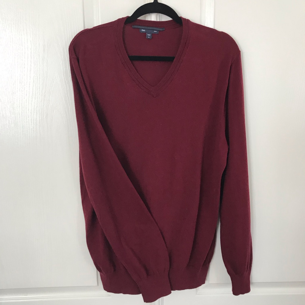 Gap V Neck Pullover